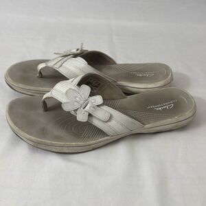 Clarks Cloudsteppers Brinkley Flora Women's Flip Flop Sandals Size 11 Gently Use